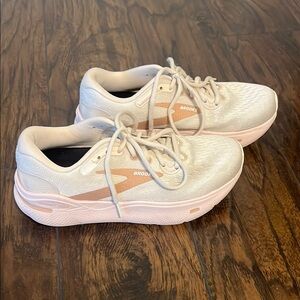 Brooks Women's Ghost Max Running Shoes